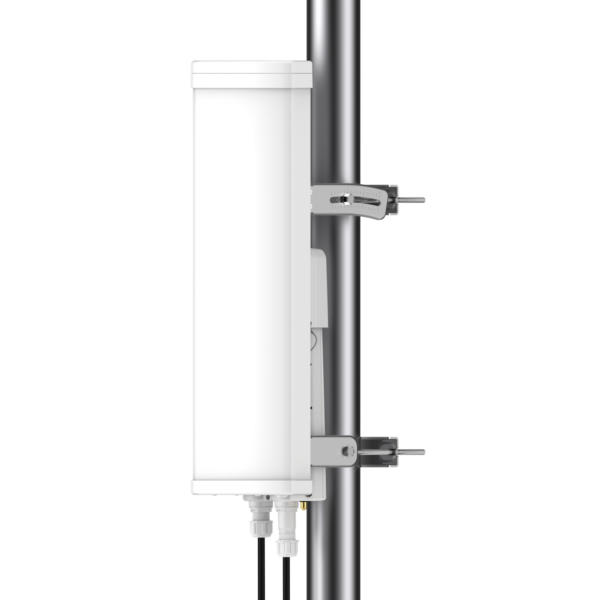 Antena sectorial  de 90 grados, 18 dBi, 5.9-7.1 GHz, MU-MIMO 4x4, incluye kit de montaje para EPMP4600