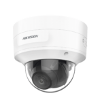 Domo IP 6 Megapixel / Lente Mot. 2.7 a 13.5 mm / 40 mts IR EXIR / Conteo de Personas / Captura Facial / IP67 / IK10 / WDR 120 dB / PoE+ / Alarmas y Audio I/O / ACUSENSE / Micro SD / DarkFighter