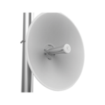 Force 300 para zonas con alta interferencia / Hasta 600+ Mbps / 4910-5970 MHz, / Hasta 10 km / Antena de 25 dBi / Baja latencia (C050910C101B)