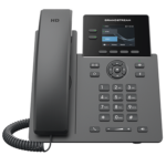 TELÉFONO IP POE GRADO OPERADOR DE 2 LÍNEAS / PANTALLA LCD TFT 2.4 PULGADAS COLOR / 8 BOTONES VIRTUALES MULTIUSO / SEGURIDAD CARRIER-GRADE / COMPATIBLE CON GDMS / AUDIO HD / CONFERENCIAS DE AUDIO 5 VÍAS