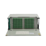 Distribuidor de Fibra Óptica para 96 empalmes, con 96 acopladores SC/APC y 96 pigtails, 19", 4 UR