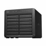 NAS Synology DiskStation DS2422+ | 12 Bahías | Expandible a 24 Bahías | Procesador AMD Ryzen Quad-Core | Hasta 32 GB DDR4 ECC | Caché NVMe SSD | Redes 10/25GbE | Compatible con Virtualización y Vigilancia.