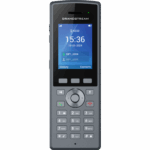 Teléfono Inalámbrico DECT HD Reforzado DP735 / 20 Cuentas SIP / Pantalla TFT LCD 2.4 Pulgadas / Alcance 400 m Exteriores / IP67 / Audio Full HD / Batería 2000 mAh / Compatible con Estaciones Base DP750, DP752, DP755