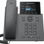 TELÉFONO IP GRADO OPERADOR DE 2 LÍNEAS / GRP2610 / APROVISIONAMIENTO SIN INTERVENCIÓN / 8 BOTONES VIRTUALES MULTIUSO / PANTALLA LCD A COLOR / SEGURIDAD CARRIER-GRADE / AUDIO HD / CONFERENCIA DE AUDIO 5 VÍAS / COMPATIBLE CON GDM